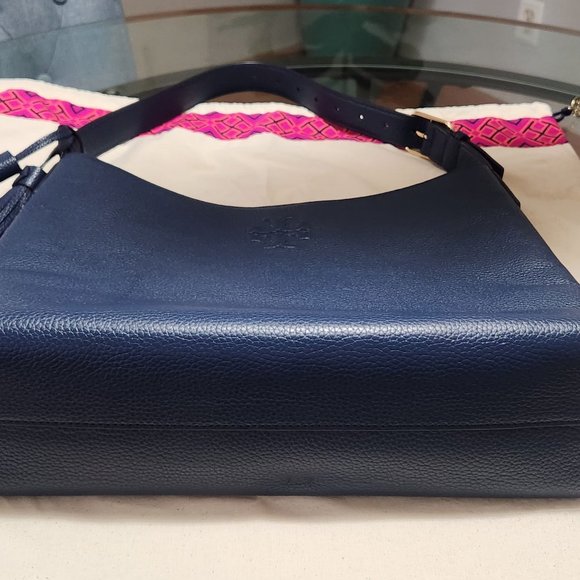 Tory Burch Thea Hobo Bag Navy Blue Pebbled Leather - Picture 2 of 4